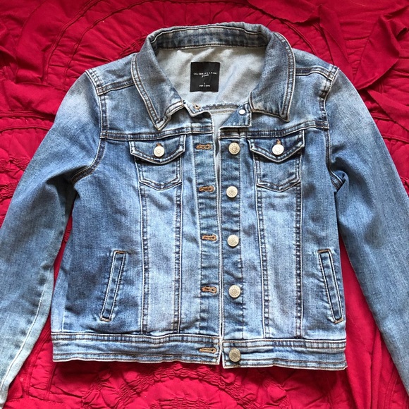 ⭐️Girls Jean Jacket EUC ⭐️ - Picture 1 of 7